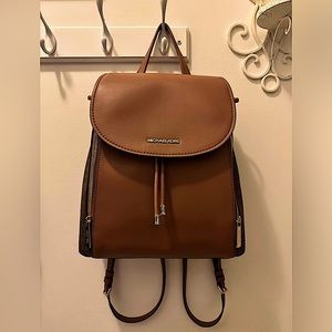 Michael Kors Pheobe drawstring backpack. In perfect condition. Great condition!